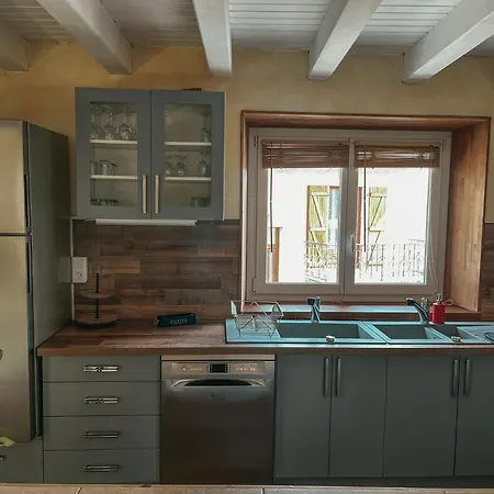 Proche De דירה נים